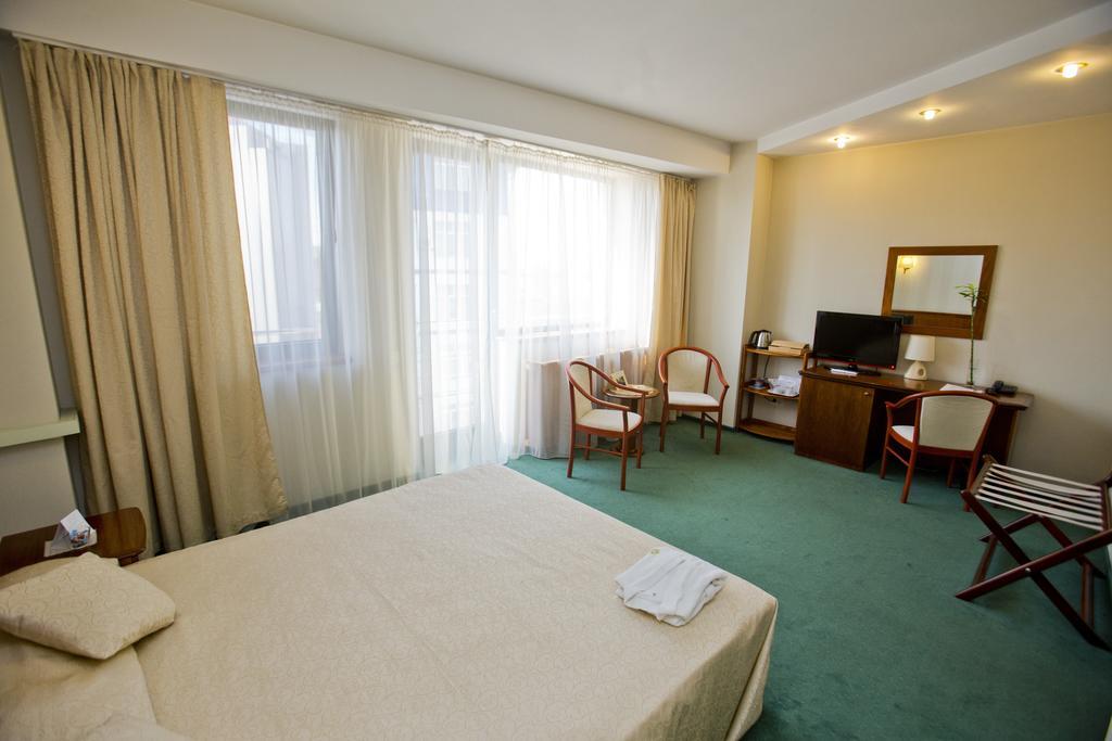 Hotel Dan Bucureşti Rom bilde